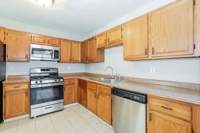 Building Photo - Beautiful 3-Bedroom Home with 2-Car Garage