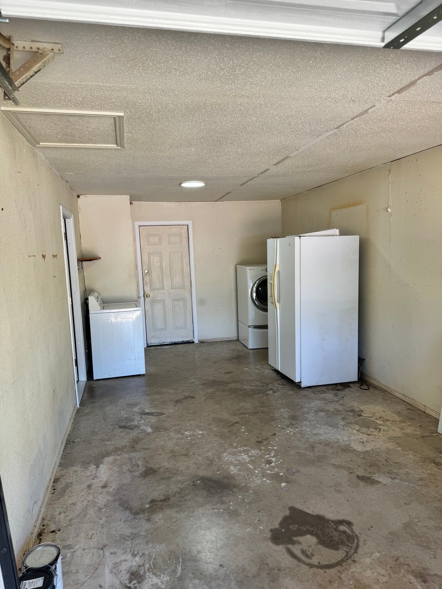 Building Photo - 821 Vernon Ct