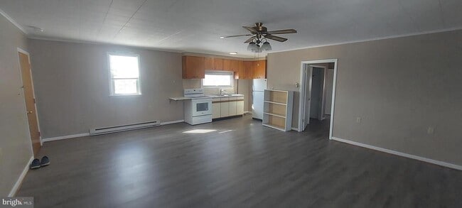 Building Photo - 7318 Woodbine Rd