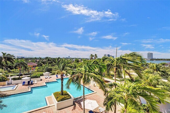 Building Photo - 1000 E Island Blvd