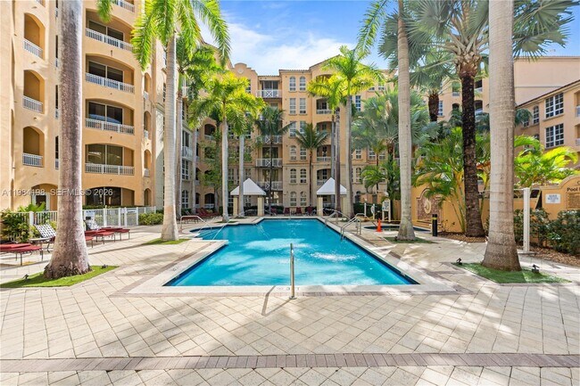 Building Photo - 3001 NE 185th St