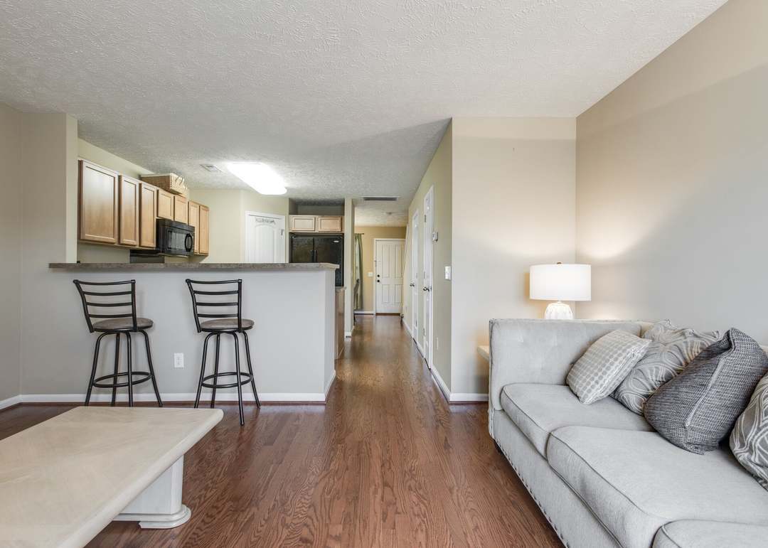 Building Photo - 576 Bradburn Village Cir