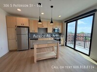 Building Photo - 306 S Paterson St