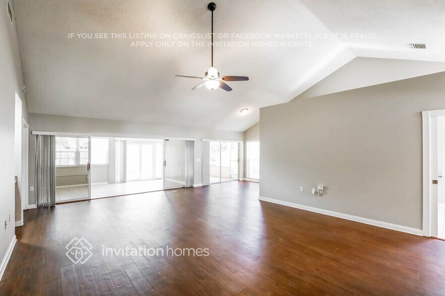 Building Photo - 2291 Saratoga Ln