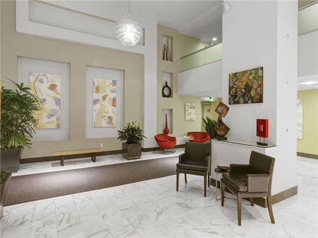 Building Photo - 2911 2nd Ave