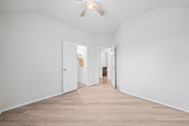 Building Photo - 5742 Pampus Prairie Rd