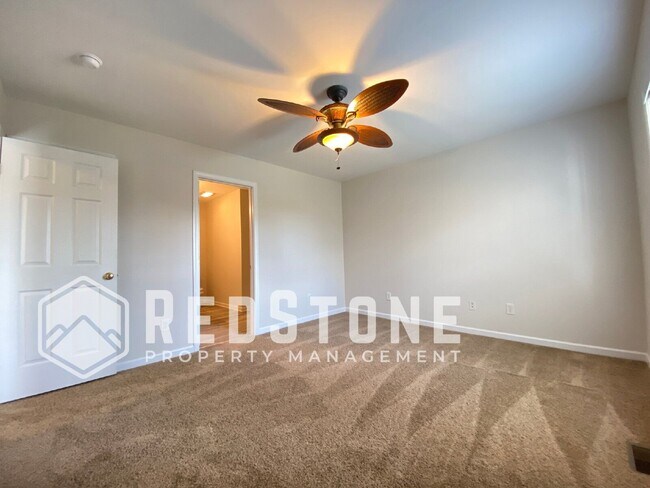 Building Photo - 3903 Johns Creek Dr
