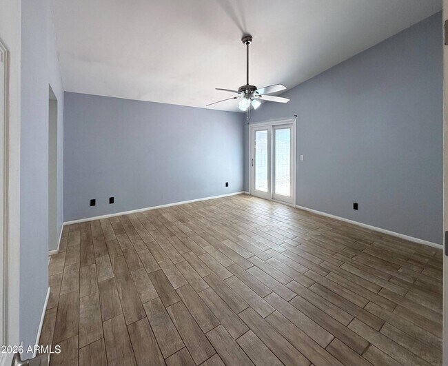 Building Photo - 11815 N 65th Dr