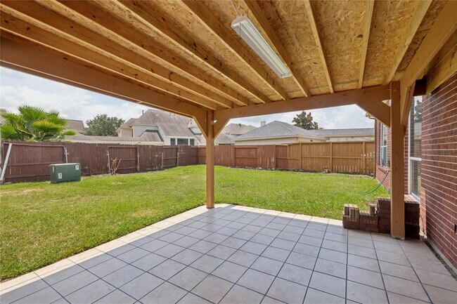 Building Photo - 6414 Pinewood Trace Ln