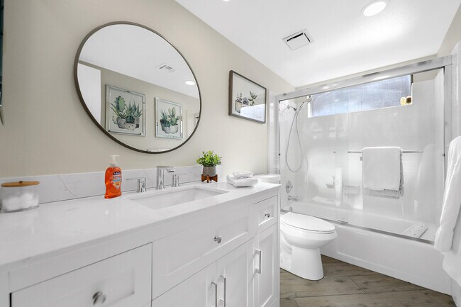 Building Photo - 41542 Jupiter Hills Ct