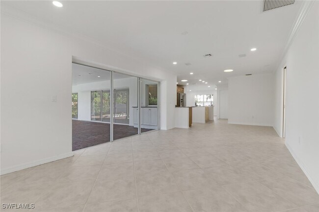 Building Photo - 750 Southern Pines Dr