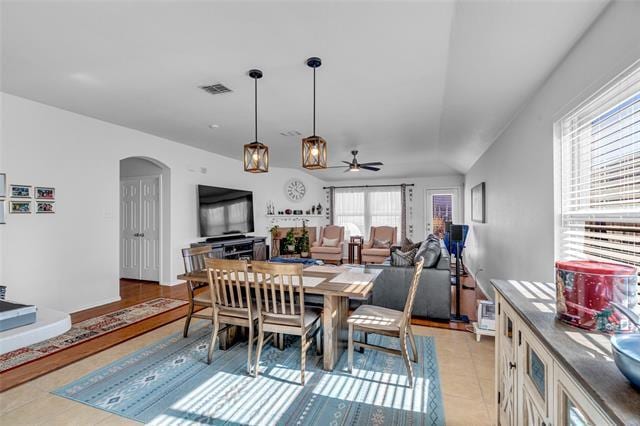 Building Photo - 3524 Lake Hill Ln