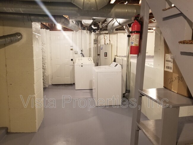 Building Photo - 8902 Beulah Church Rd