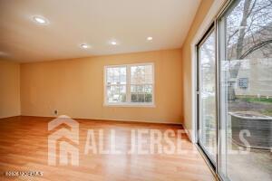 Building Photo - 28 Morgan Pl