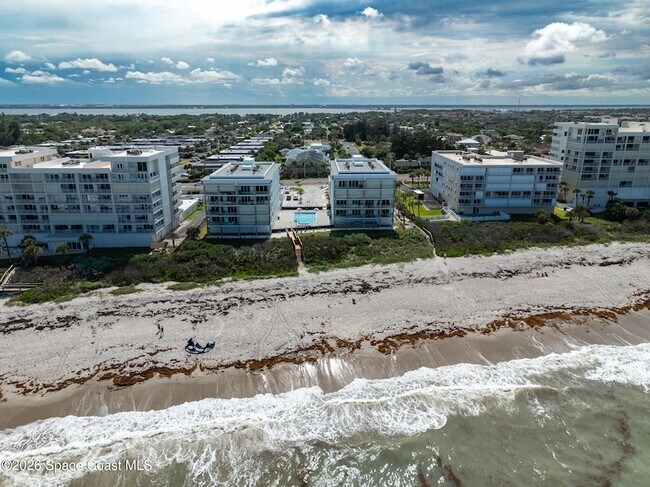 Building Photo - 2765 N Hwy A1A