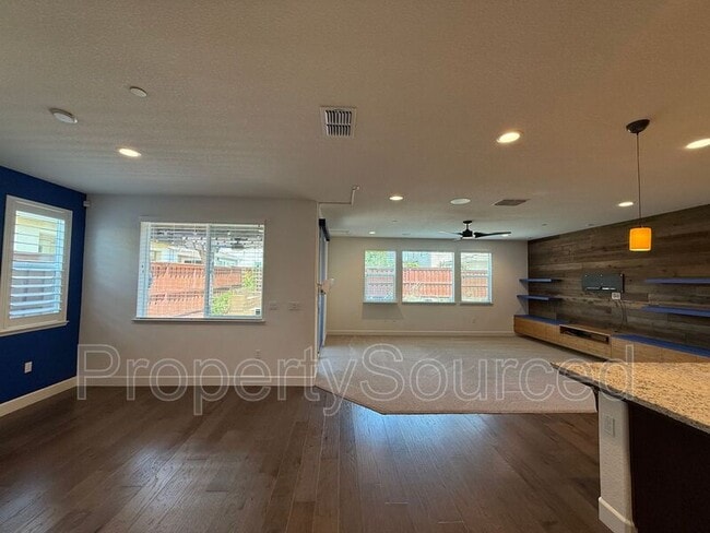 Building Photo - 17894 Amador Dr