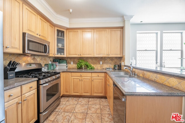 Building Photo - 5254 Corteen Pl