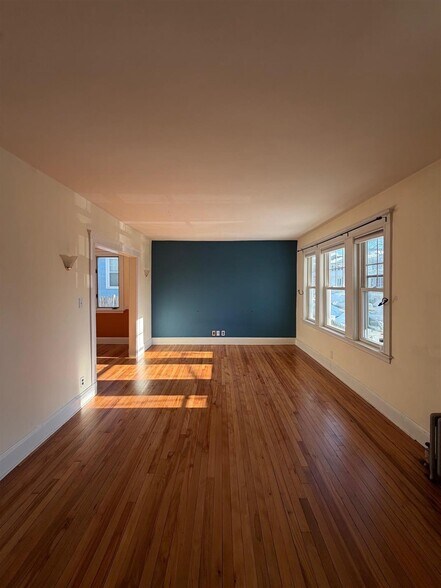 Building Photo - 67 Fairfax St