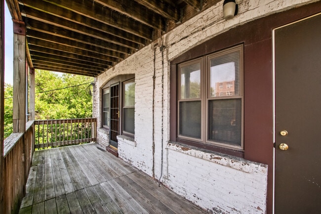 Building Photo - 6144 S Indiana Ave