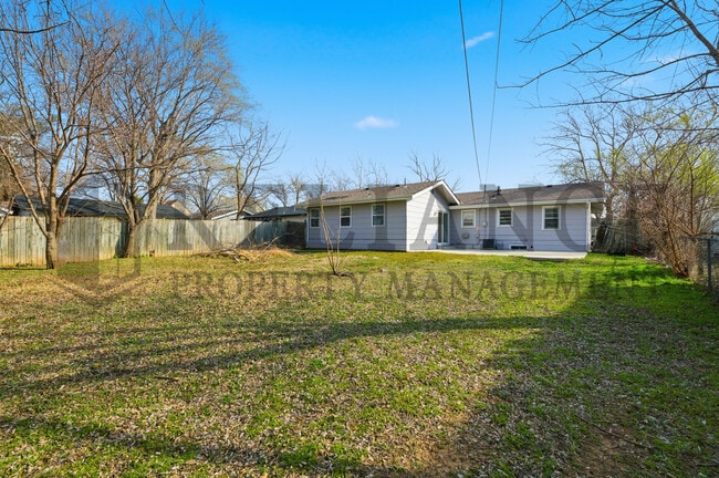 Building Photo - 6651 N Scottsville St