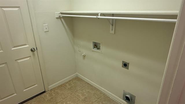 Building Photo - 519 Creekside Dr