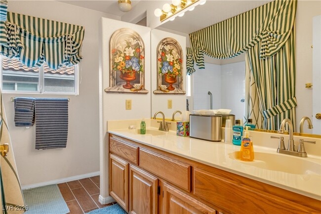 Building Photo - 2217 Harbor Cliff Dr