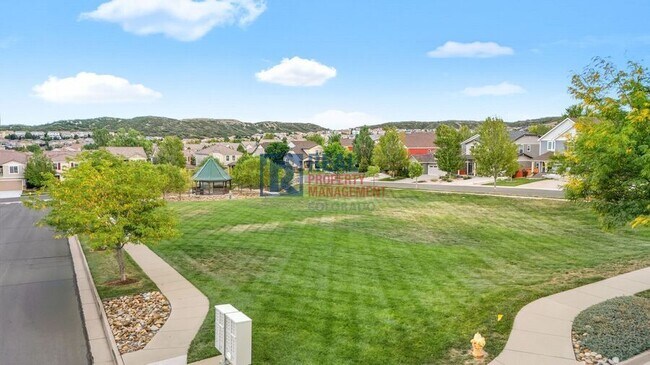 Building Photo - 2175 Coach House Loop