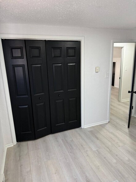 Building Photo - 19934 Manor St