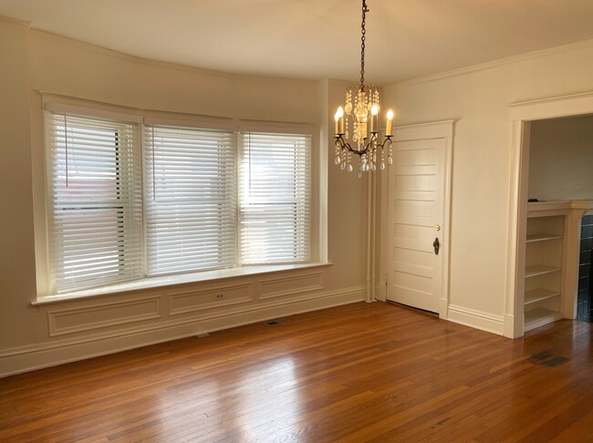 Dining Room - 3742 Harrison Blvd