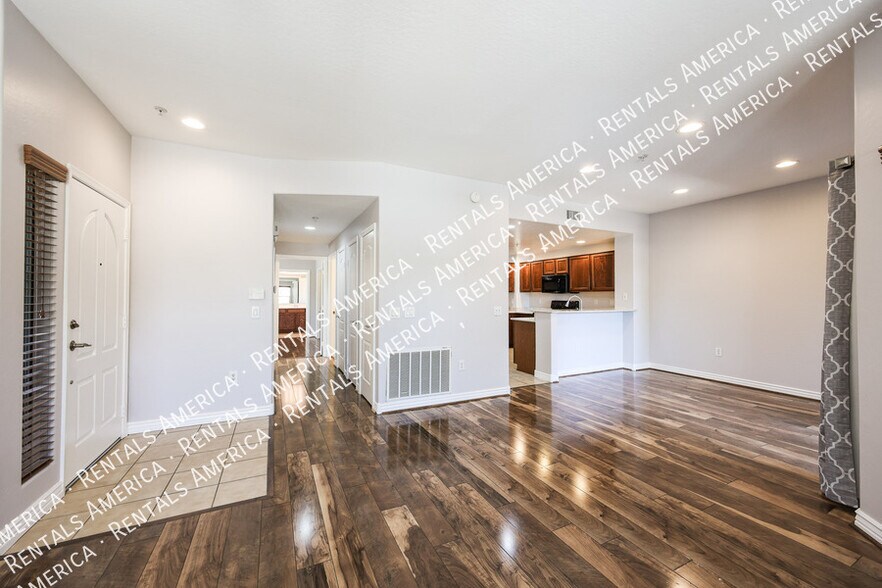 Building Photo - 21320 N 56th St