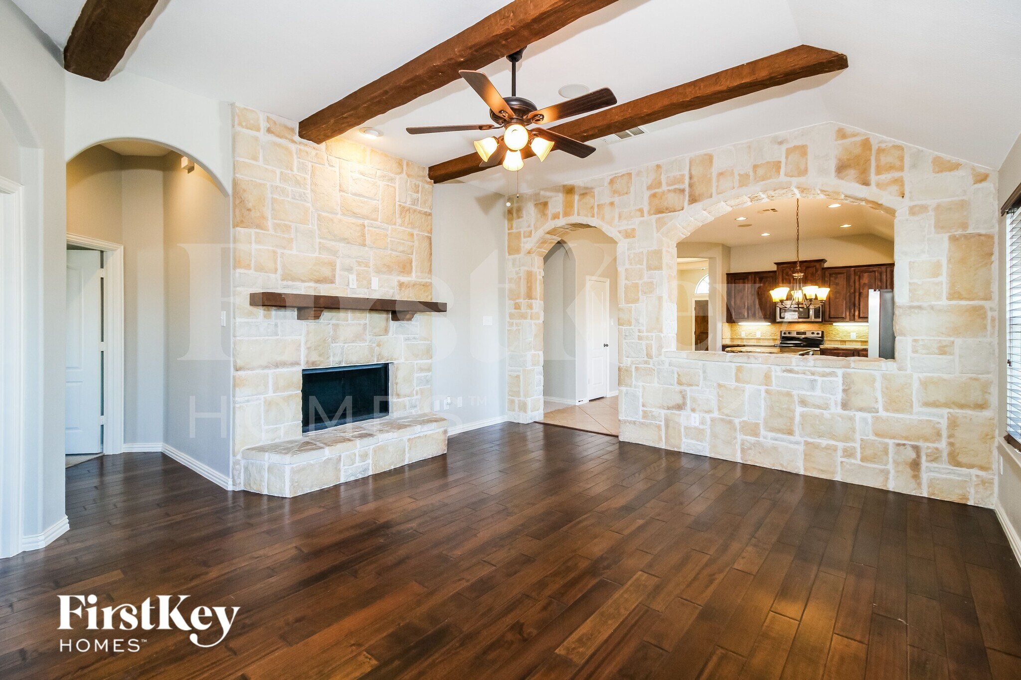 Building Photo - 206 Lavaca Dr