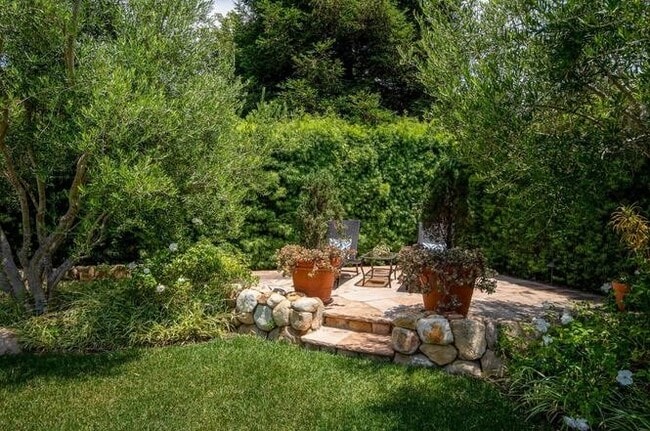 Building Photo - 4357 Cuna Dr