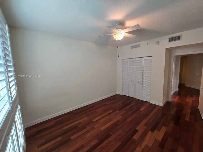 Building Photo - 7275 SW 89th St