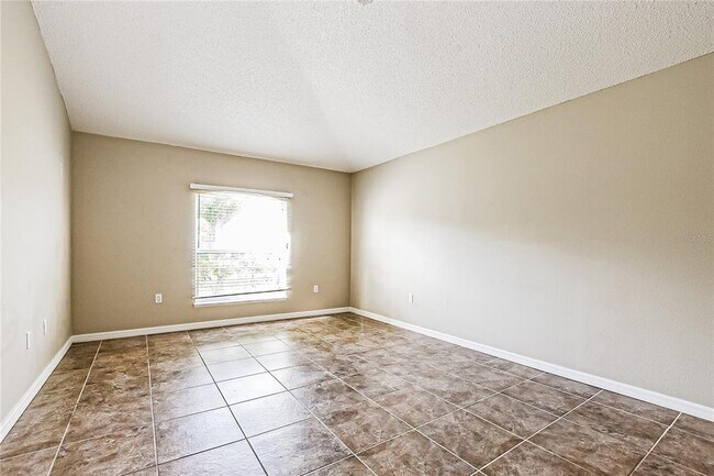 Building Photo - 822 Del Prado Dr