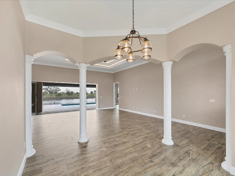 Building Photo - 13329 Longville Ave