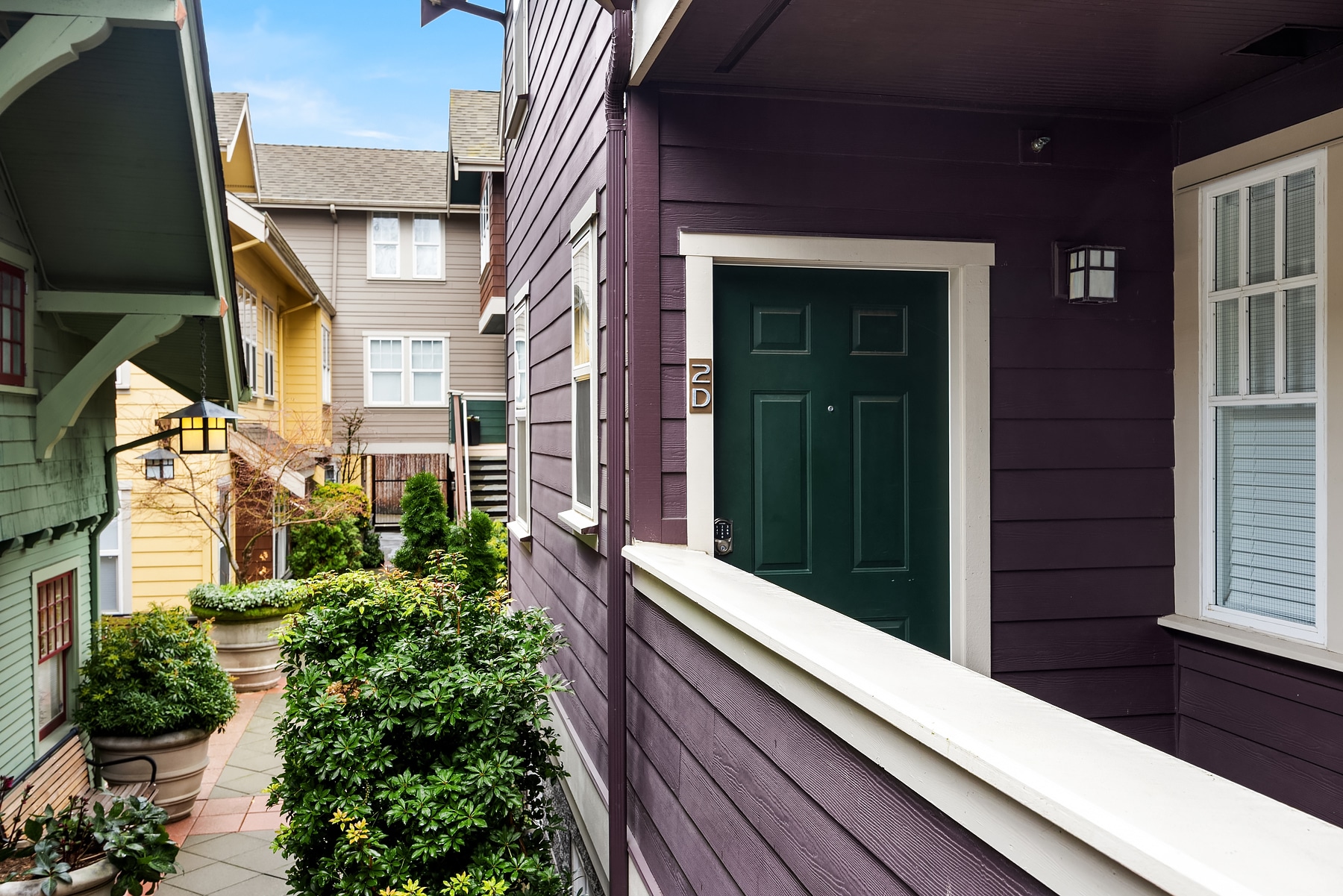 Building Photo - 5430 California Ave SW