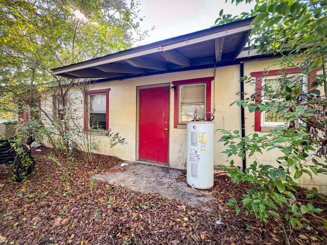 Building Photo - 1410 Nylic St
