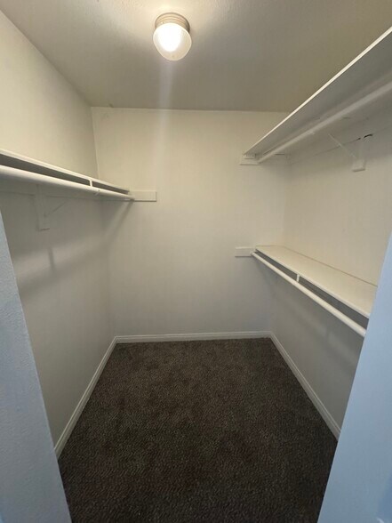 Walk in closet - 436 N Bellflower Blvd