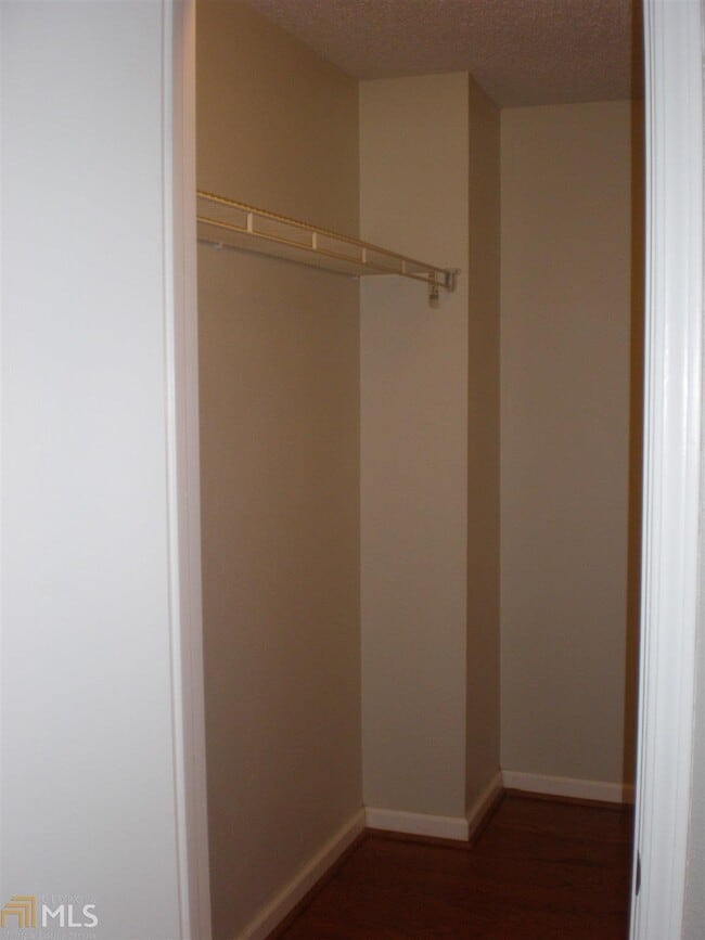 Building Photo - 1962 Spectrum Cir