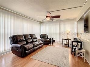 Building Photo - 4780 Cove Cir
