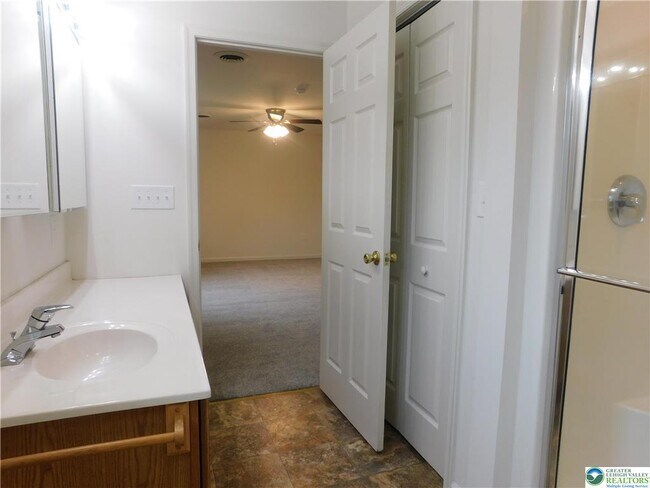 Building Photo - 3109 Delps Rd