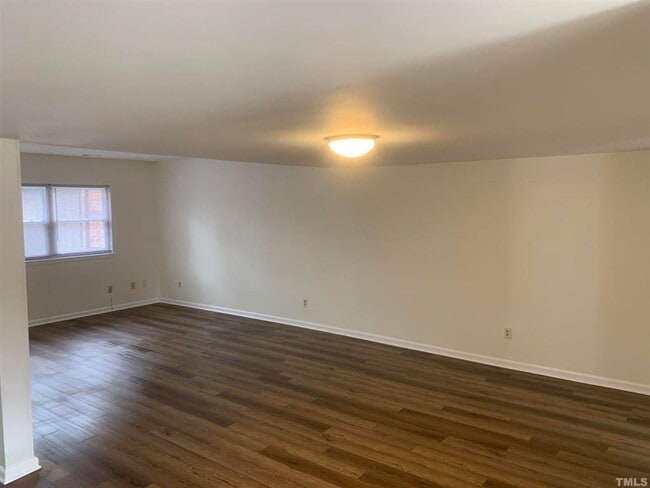 Building Photo - 1220 Manassas Court - Bev Roberts Rentals and Property Management