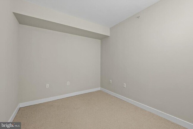 Building Photo - 1117 10th St NW