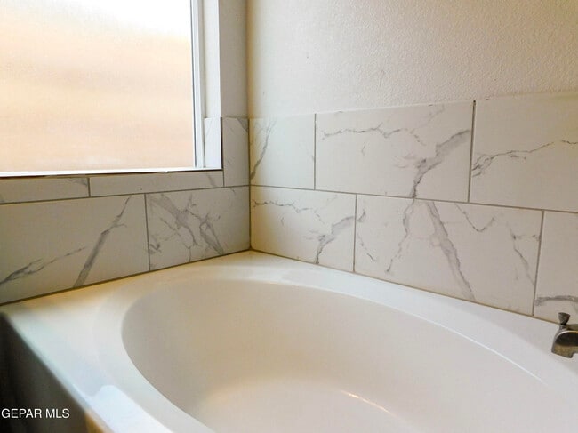 Building Photo - 13849 Sky Harbor Ave