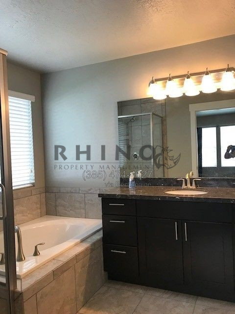 Building Photo - 2273 W Espadrille Cir
