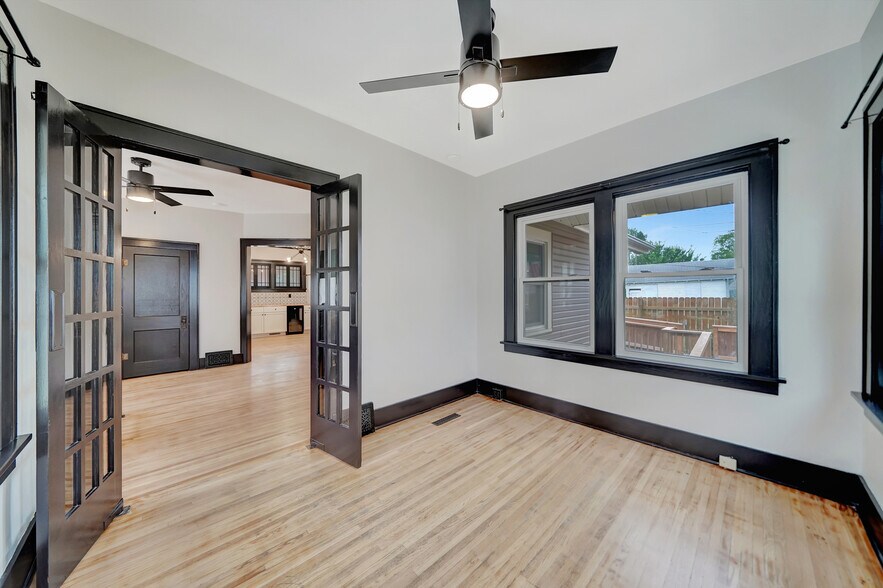 Building Photo - 216 N 25th St