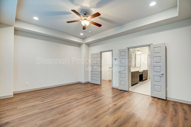 Building Photo - 5941 Kansas St