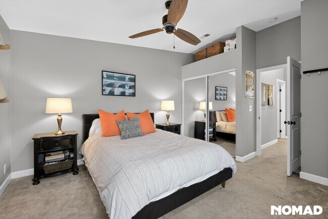 Building Photo - Coastal Canyon Views 3BR + Office Townhome in Dana Point