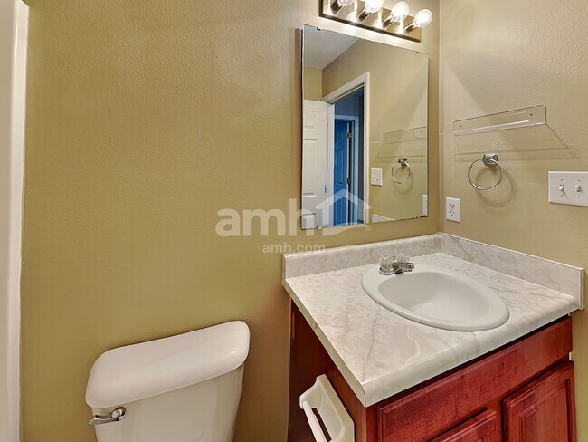 Building Photo - 1159 Fiesta Dr