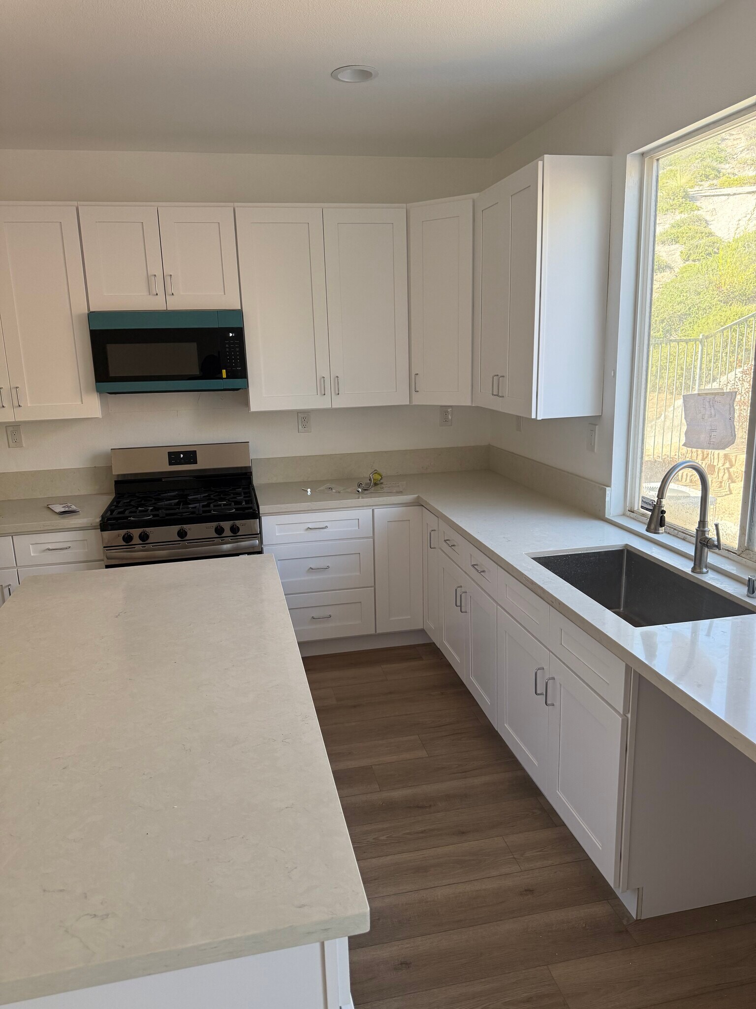 Building Photo - 38750 Cobblestone Cir